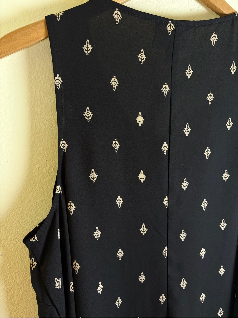 Ava & Viv 0X Black Layered Sleeveless Blouse Ivory Print Plus Size - Picture 5 of 6